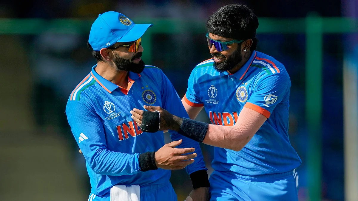 ICC World Cup 2023 Delhi Crowd Chants Kohli Kohli As Naveen Ul Haq icc-world-cup-2023-delhi-crowd-chants-kohli-kohli-as-naveen-ul-haq