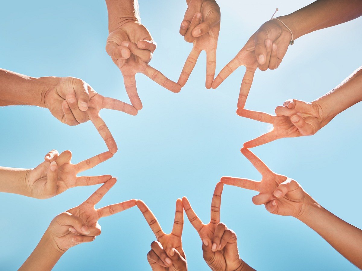 Global Family Day 2024 Theme, Quotes, Messages, Wishes & Posters