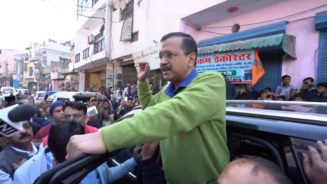 Delhi CM Kejriwal Announces Ex-Gratia To Families Of Victims In Alipur ...